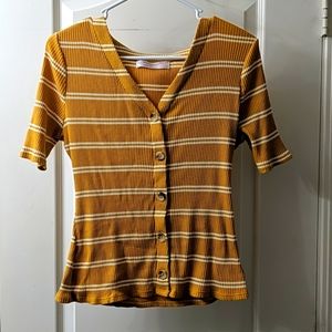 Mustard button up mid sleeve shirt